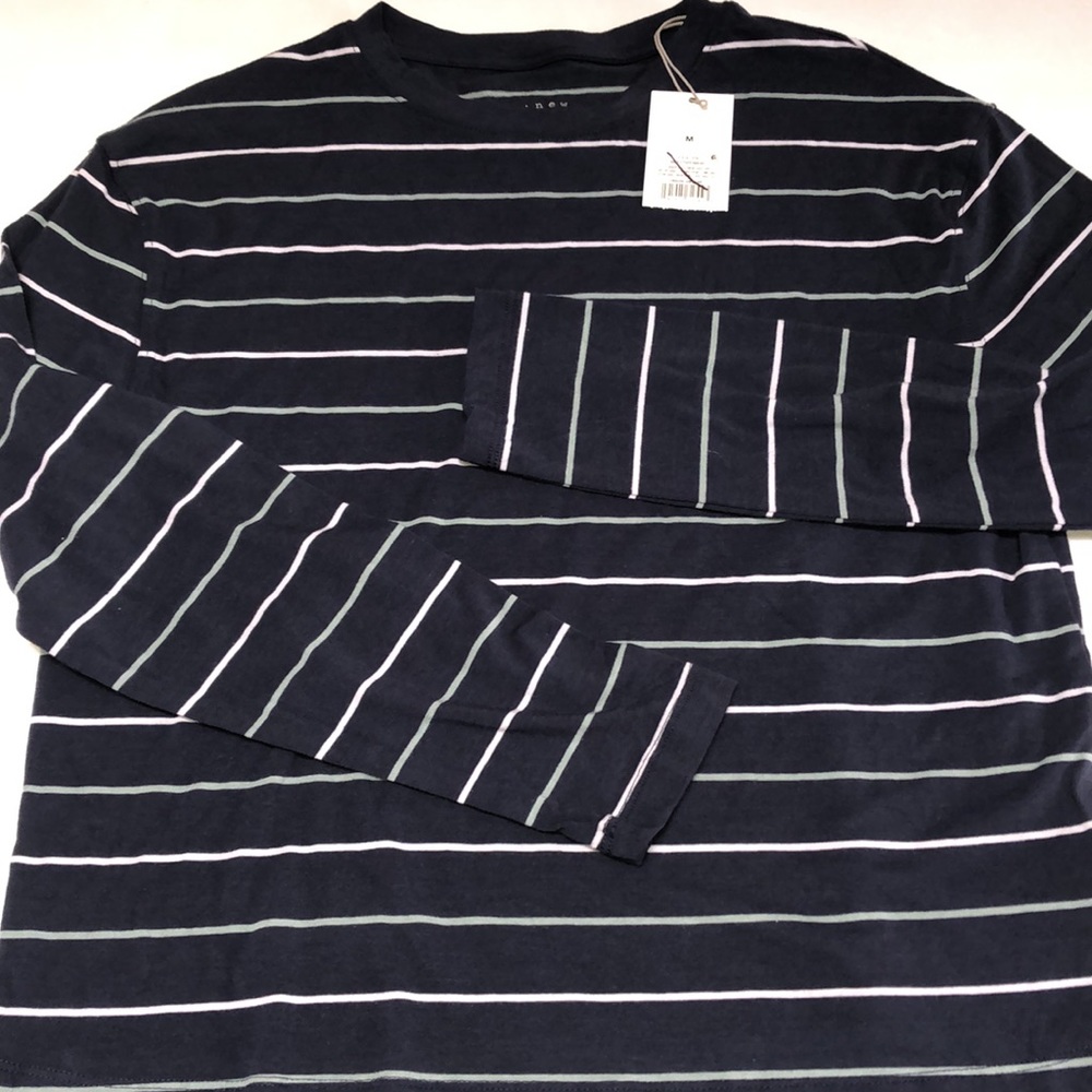 NWT Long Sleeve WOMANS Top - Picture 5 of 8